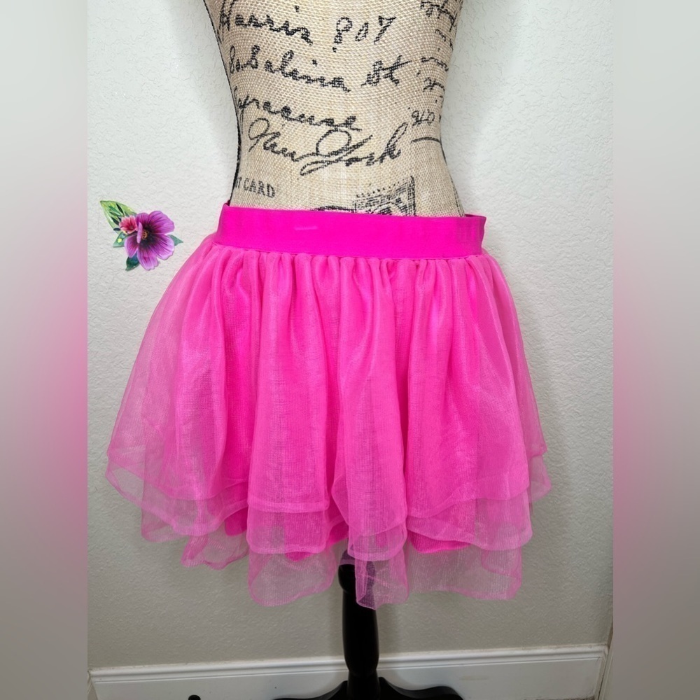 NWT Spirit Halloween Hot Pink Layered Tulle Tutu Skirt L/XL Costume Cosplay